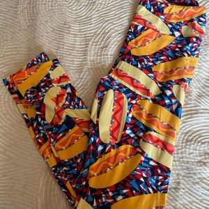 LuLaRoe hot dog leggings one size